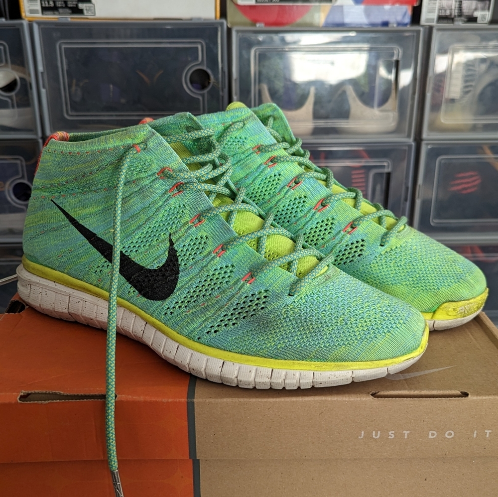 Nike Flyknit Chukkas